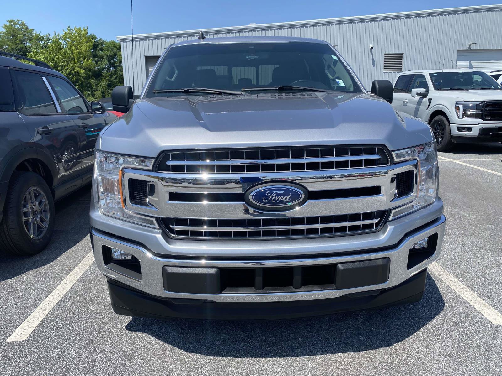 Certified 2020 Ford F150 XLT w/ Equipment Group 302A Luxury RWD image 2