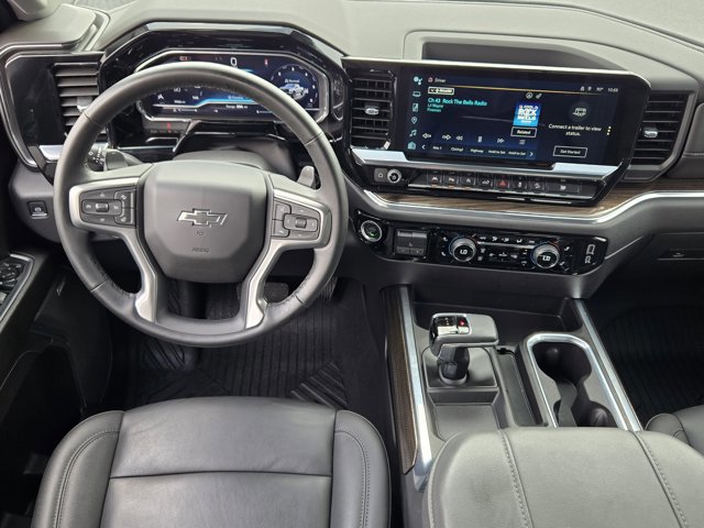 Used 2024 Chevrolet Silverado 1500 LT Trail Boss w/ LT Trail Boss Premium Package AWD/4WD image 25