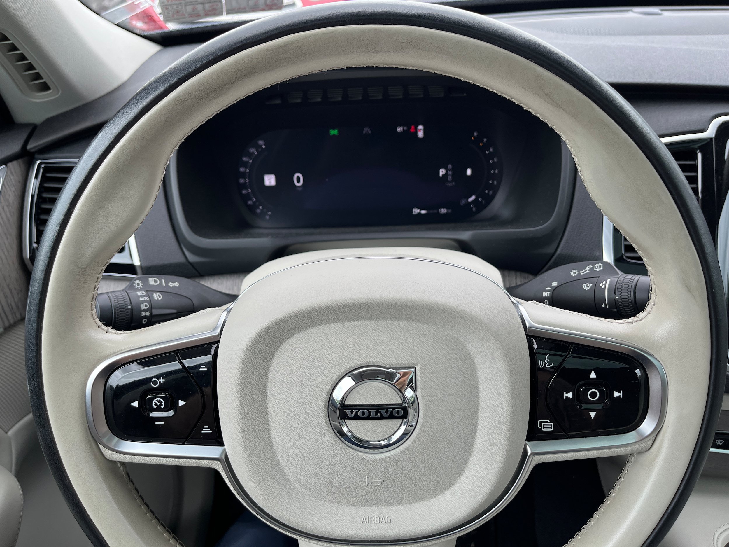 Used 2023 Volvo XC90 B6 Plus AWD/4WD image 19
