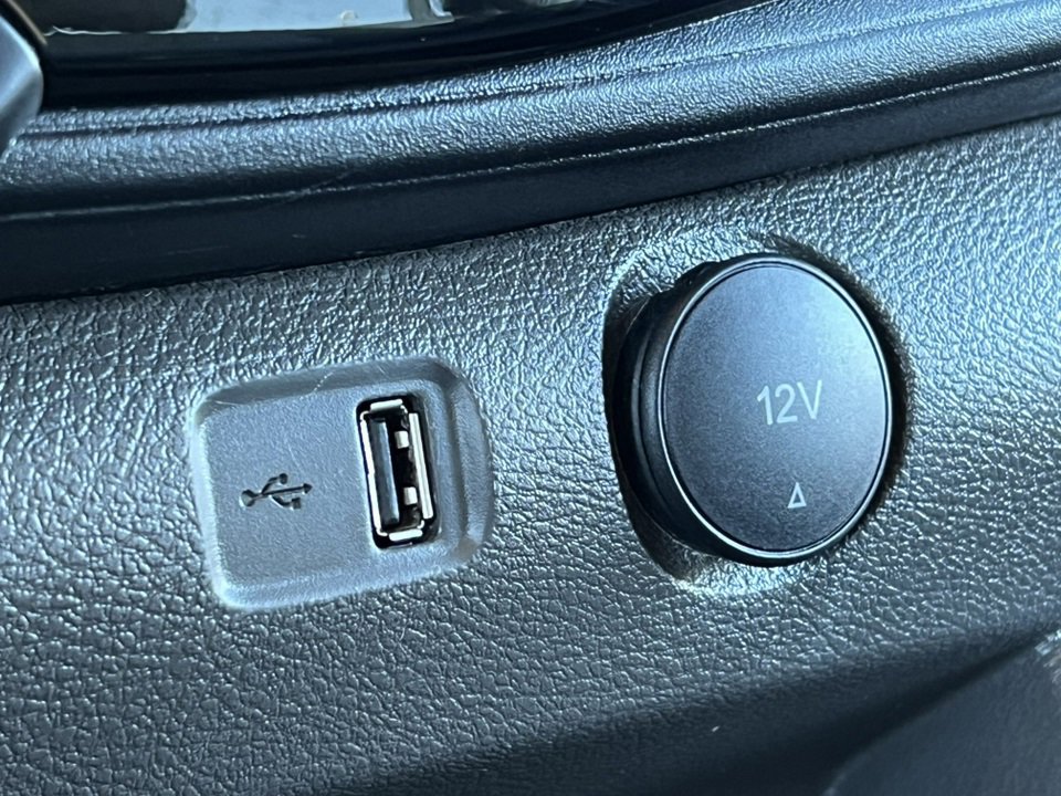 Certified 2024 Ford Transit 350 XLT image 32