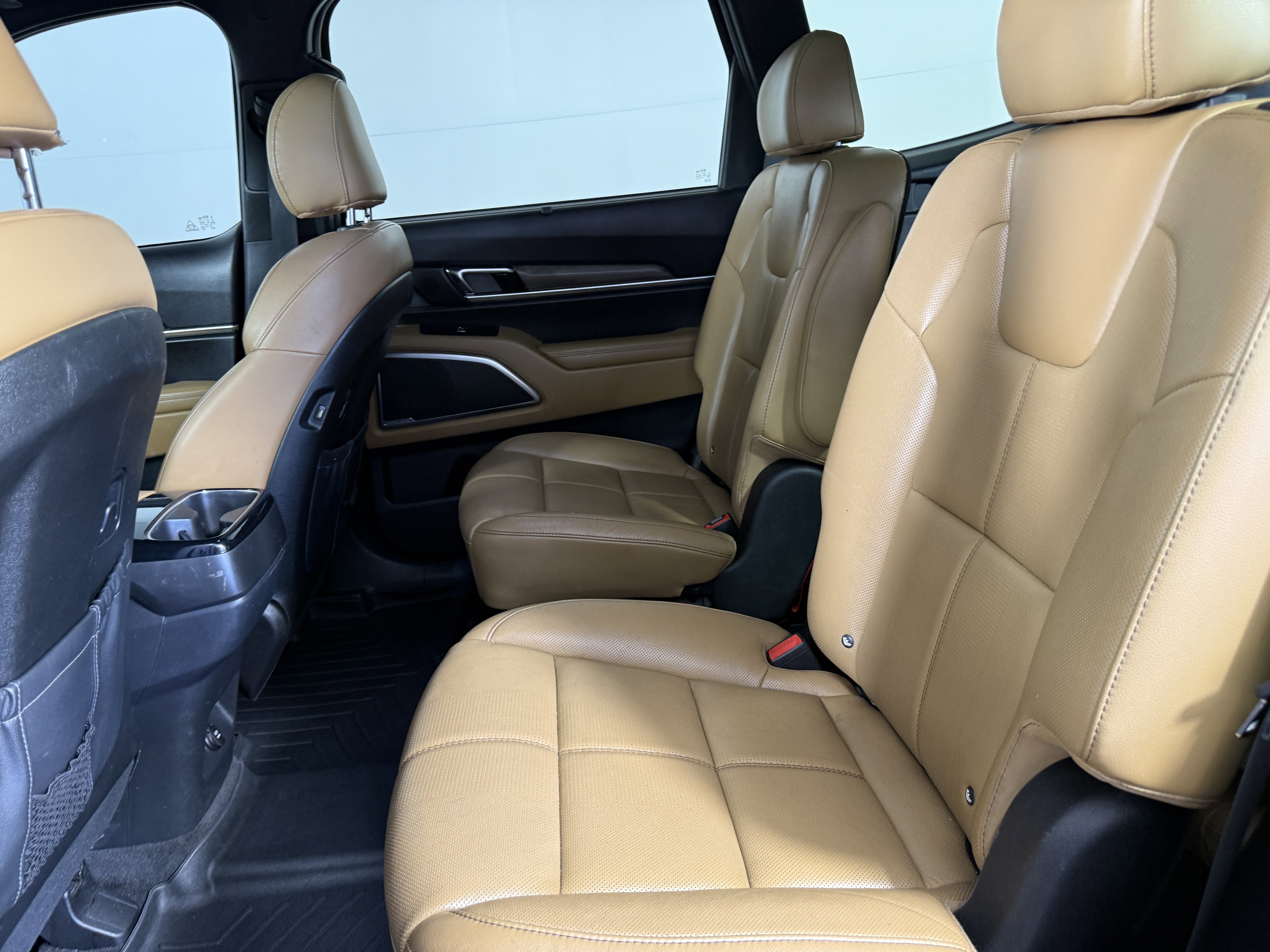 Used 2020 Kia Telluride SX w/ Towing Package image 14