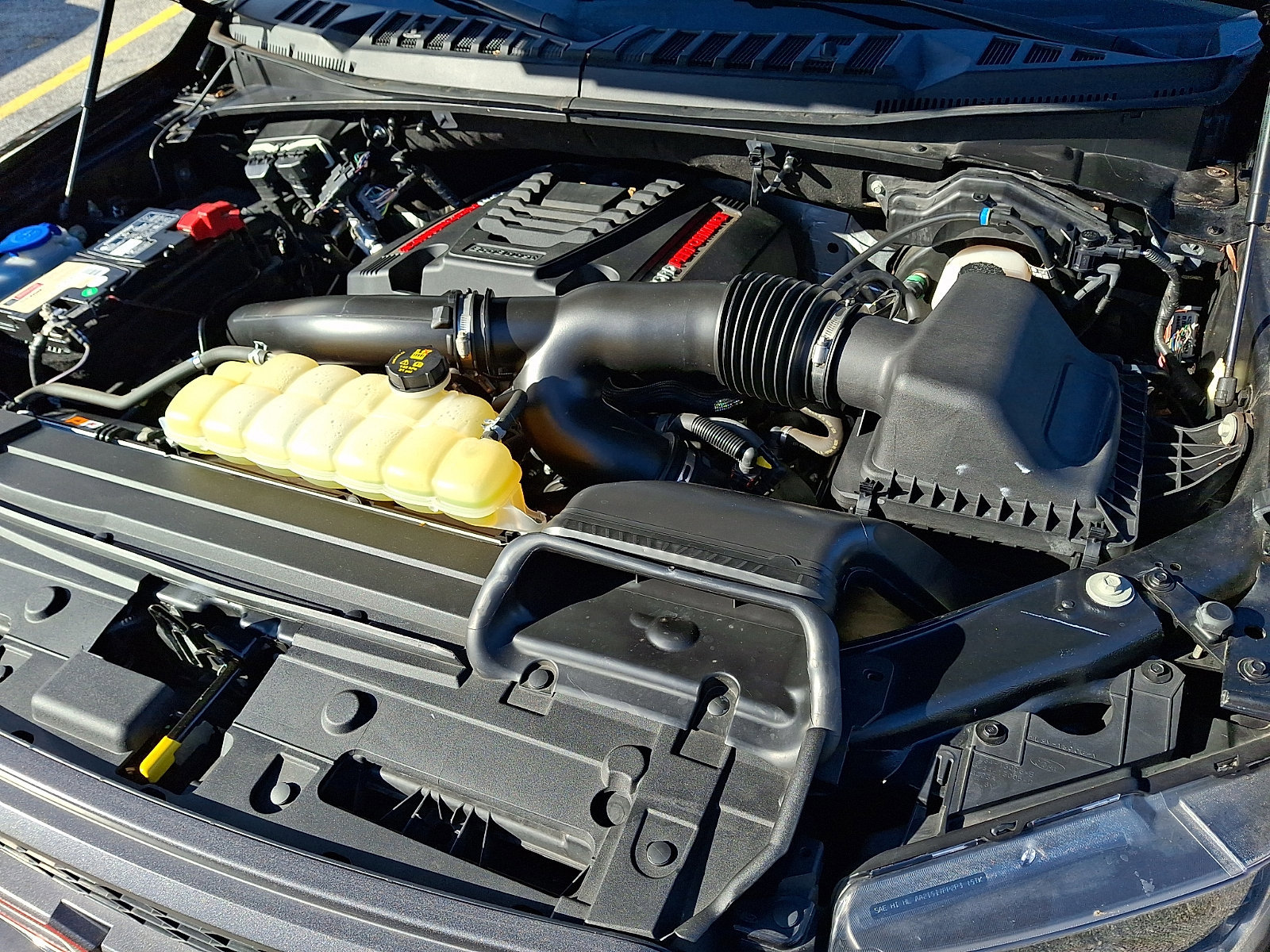 Certified 2020 Ford F150 Raptor w/ Equipment Group 802A Luxury image 30