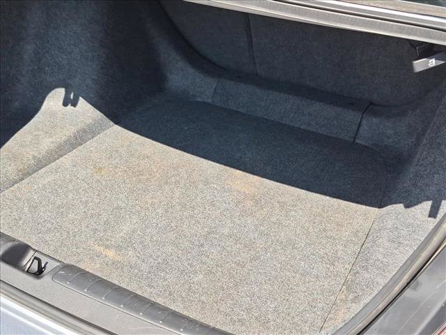Used 2018 Honda Accord EX image 6