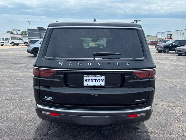 Used 2022 Jeep Wagoneer Series III w/ Premium Group I AWD/4WD image 8