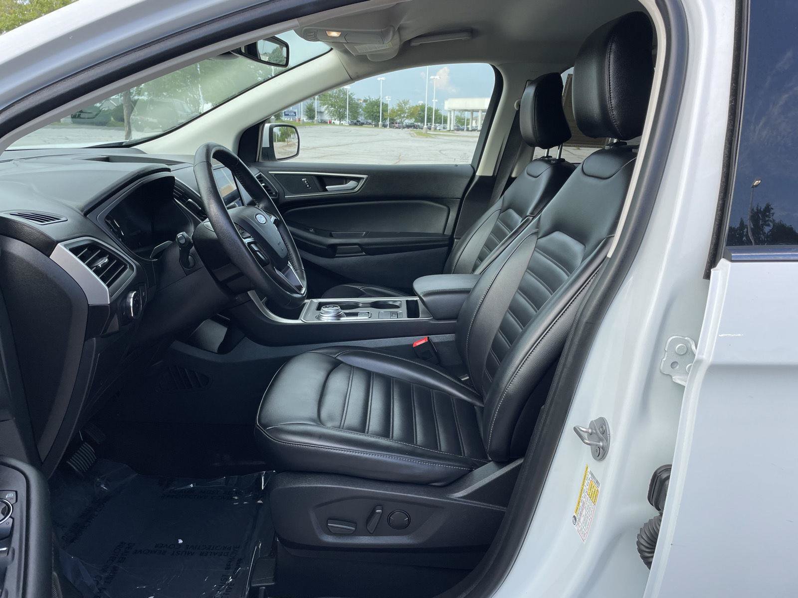 Certified 2024 Ford Edge SEL AWD/4WD image 17