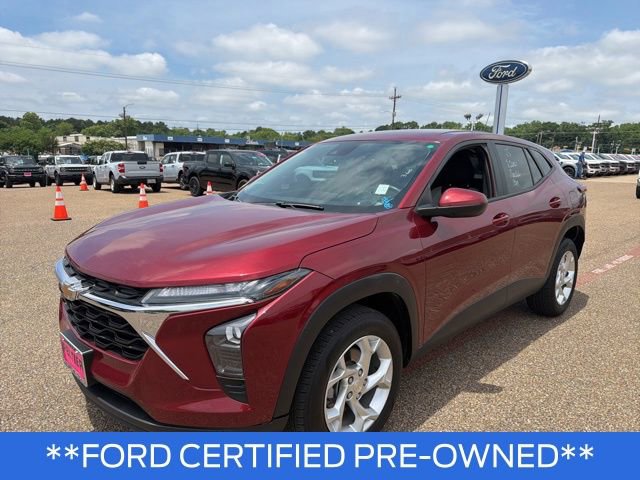 Used 2024 Chevrolet Trax LS w/ LS Convenience Package FWD image 7