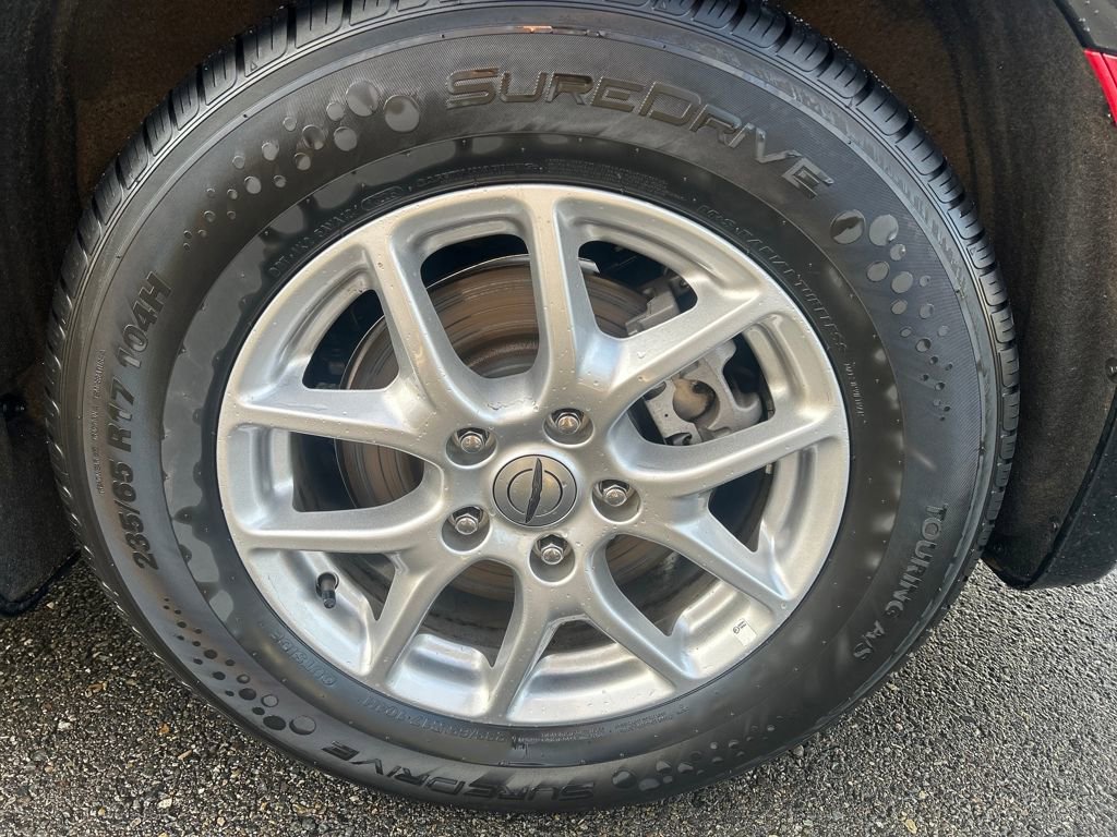 Used 2024 Chrysler Pacifica Touring-L image 17