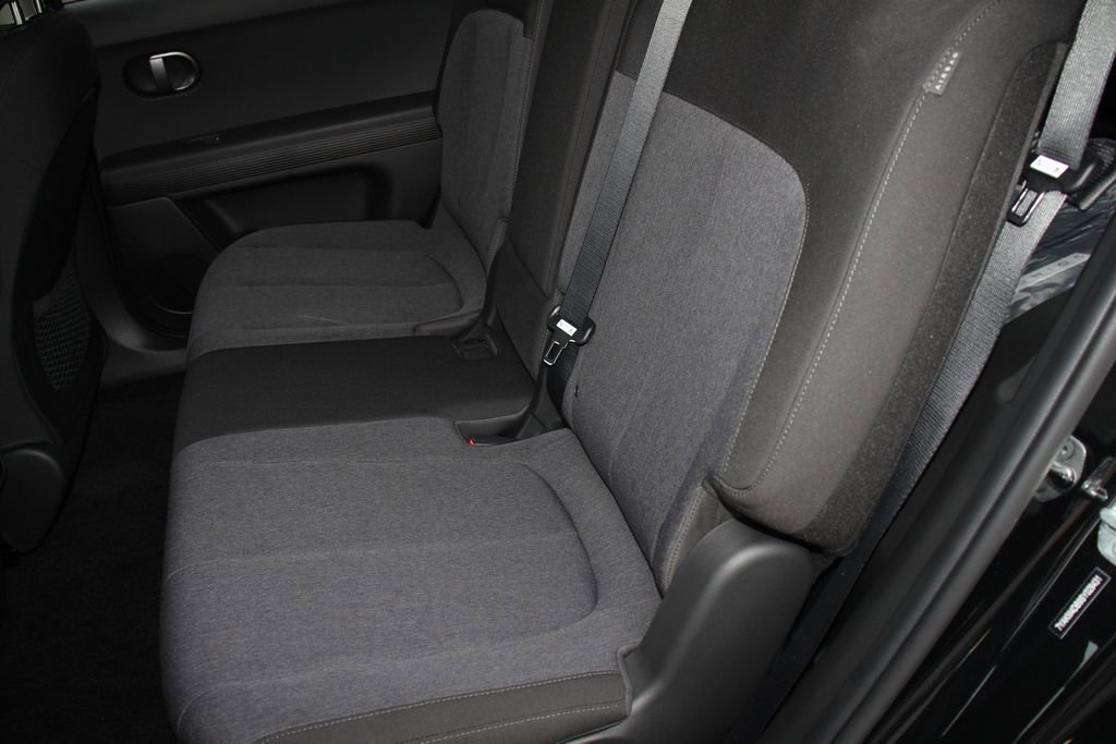 Used 2025 Hyundai Ioniq 5 SE image 22