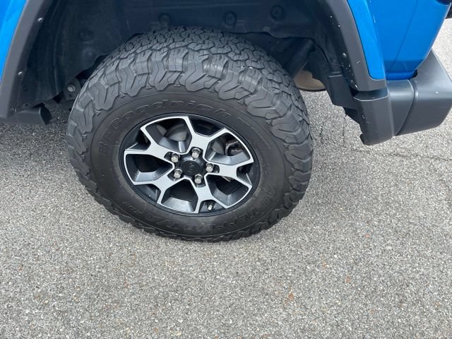 Used 2022 Jeep Wrangler Unlimited Rubicon w/ Cold Weather Group AWD/4WD image 29