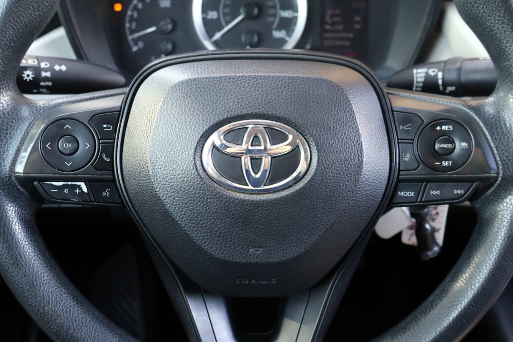 Used 2022 Toyota Corolla LE FWD image 31