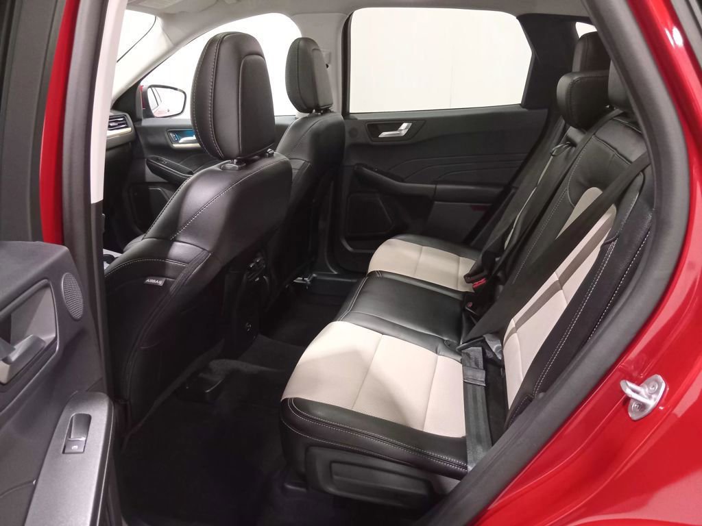 Certified 2021 Ford Escape Titanium w/ Titanium Elite Package image 23