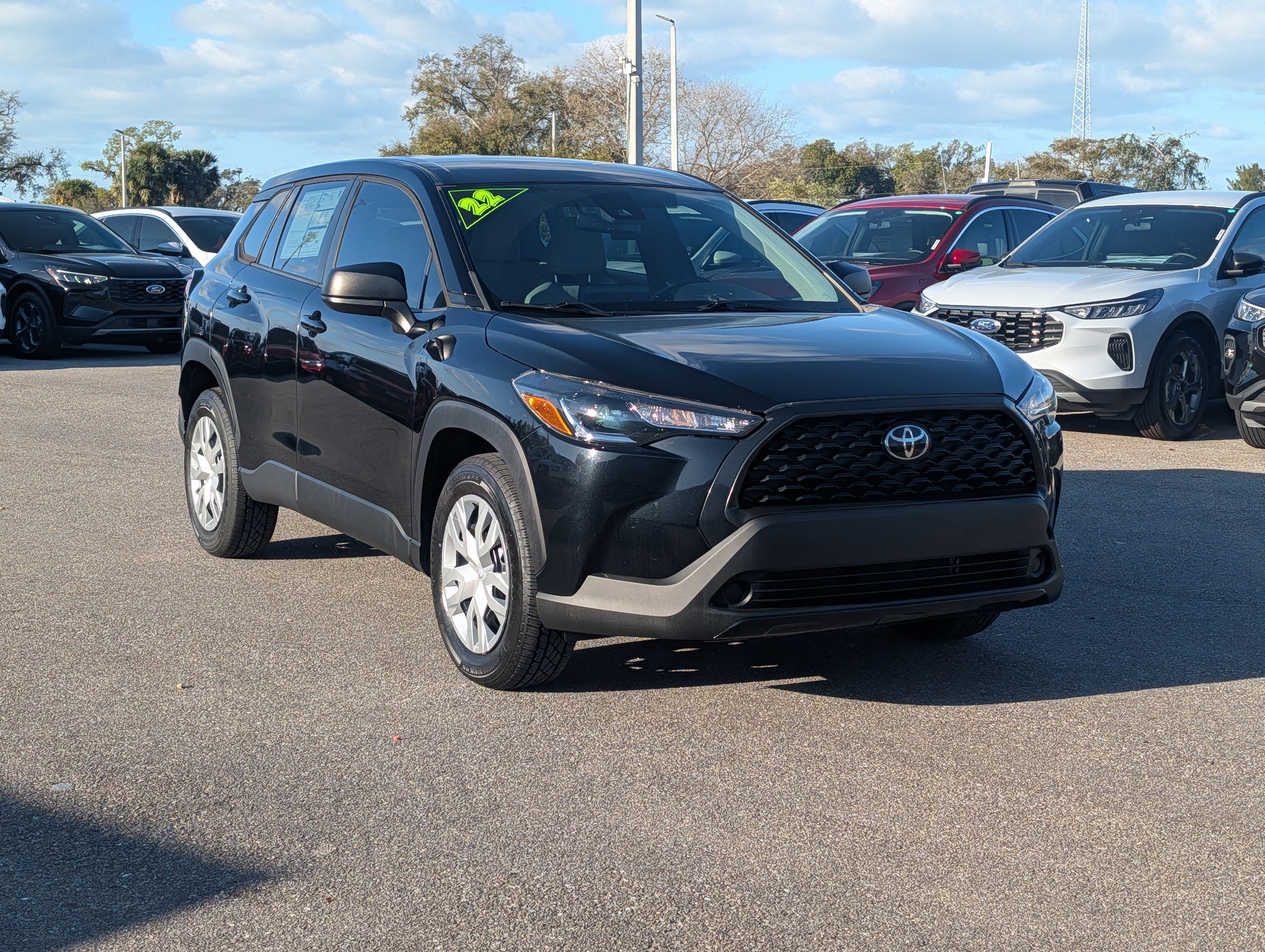 Used 2022 Toyota Corolla Cross L image 8