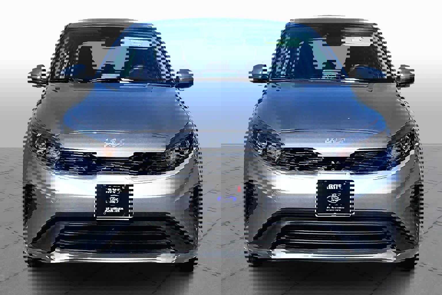 Used 2022 Kia Forte LXS image 4