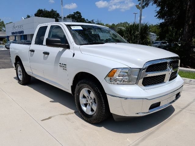 Used 2024 RAM 1500 Classic SLT RWD image 2