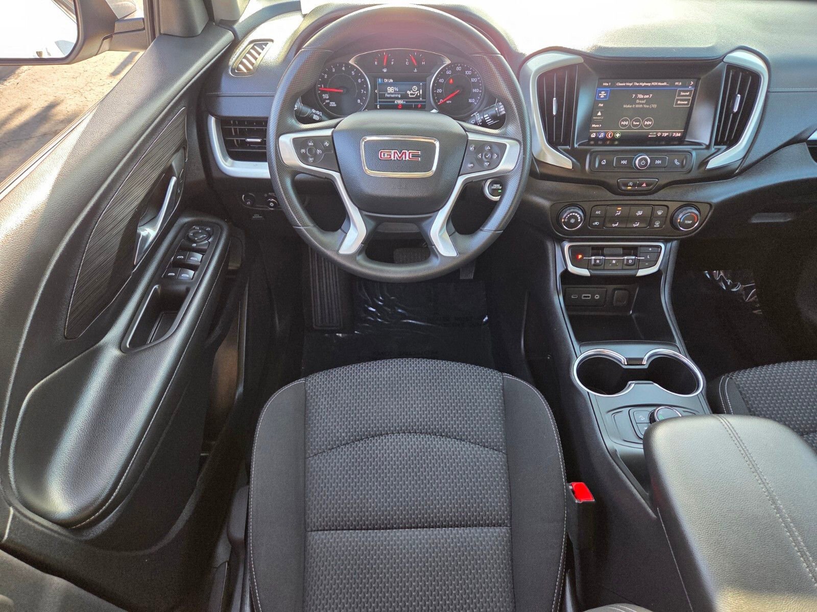 Used 2024 GMC Terrain SLE FWD image 12