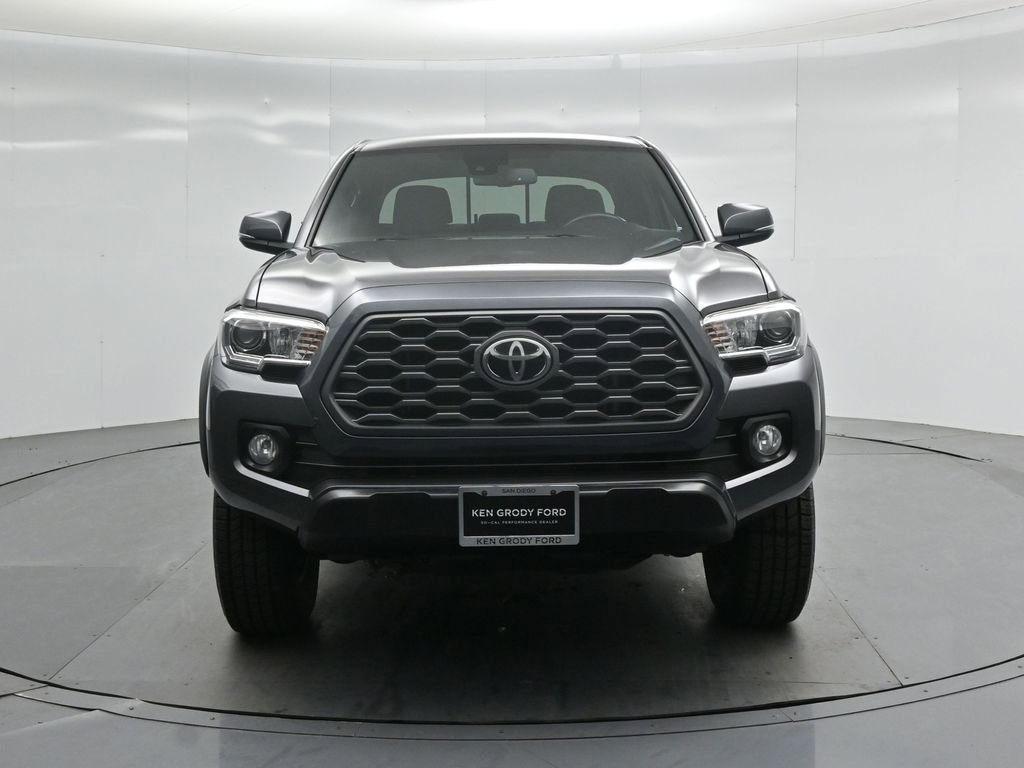 Used 2020 Toyota Tacoma TRD Off-Road w/ Technology Package image 20
