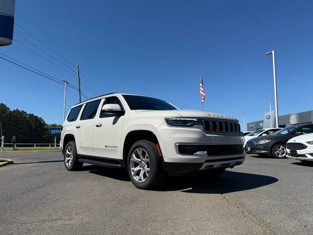 Used 2022 Jeep Wagoneer Series II AWD/4WD image 6