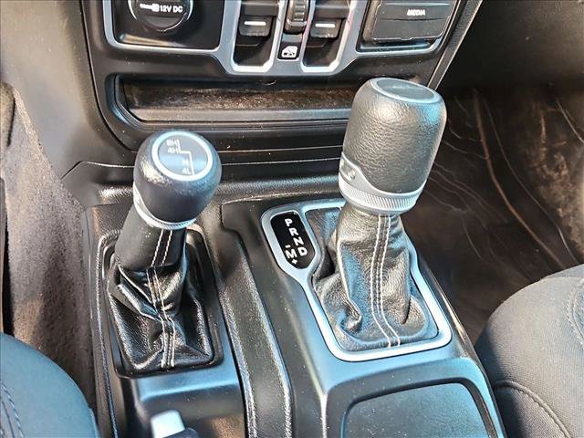 Used 2020 Jeep Gladiator Overland AWD/4WD image 10