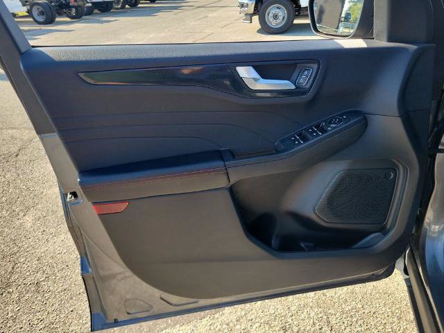 Certified 2025 Ford Escape ST-Line FWD image 14
