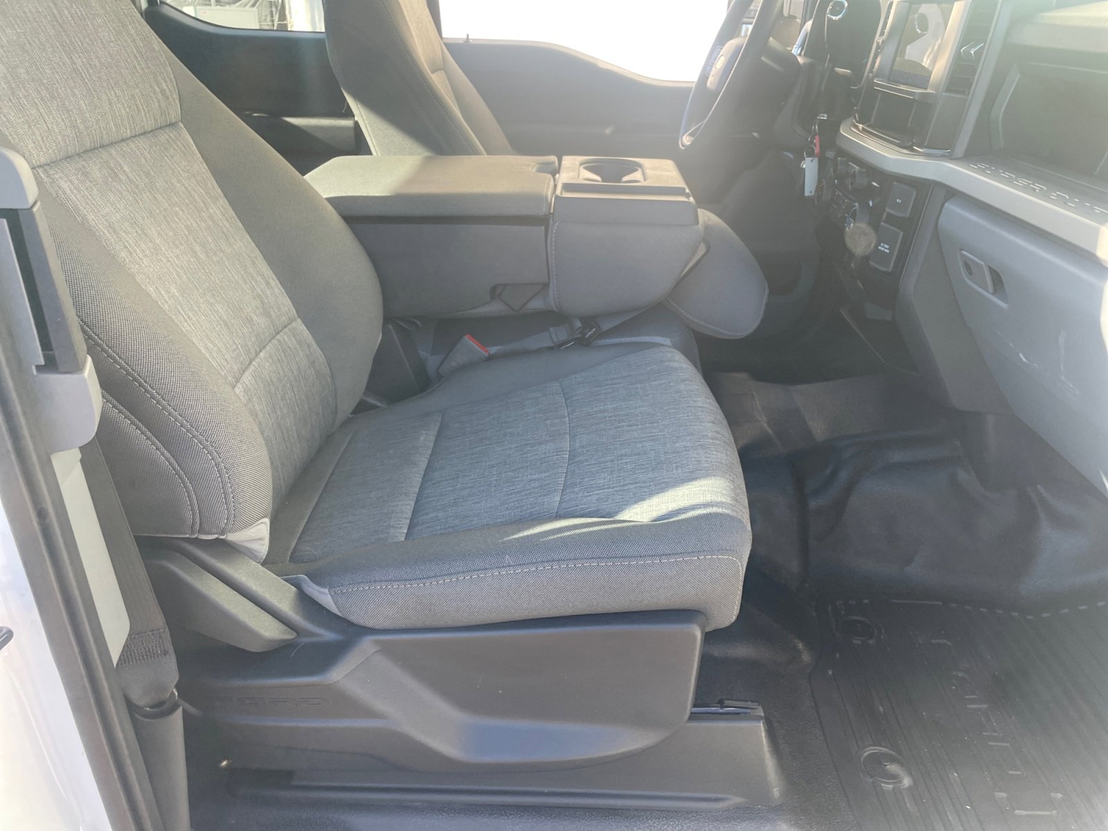 Certified 2024 Ford F250 XL image 19