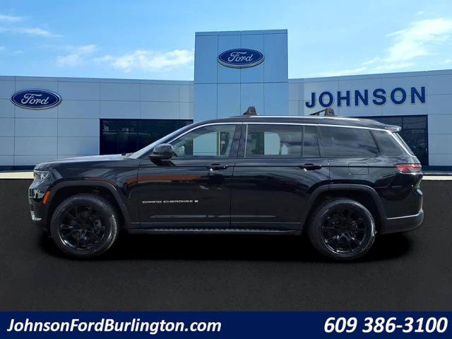 Used 2022 Jeep Grand Cherokee L Laredo w/ Luxury Tech Group I AWD/4WD image 6