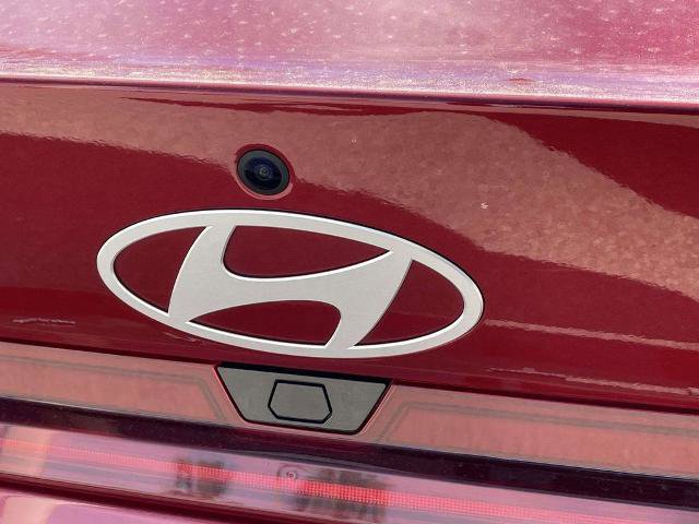 Used 2025 Hyundai Elantra SEL image 8