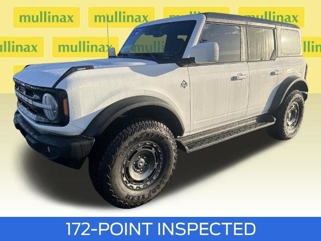 Certified 2025 Ford Bronco Outer Banks w/ Sasquatch Package AWD/4WD image 14