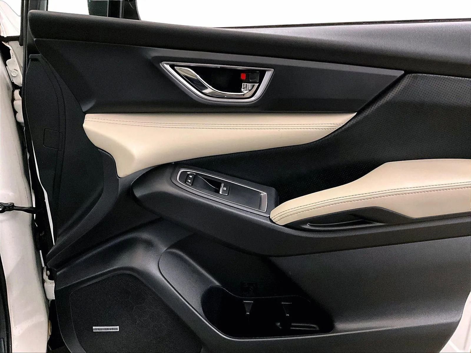 Used 2022 Subaru Ascent Limited w/ Technology Package image 23