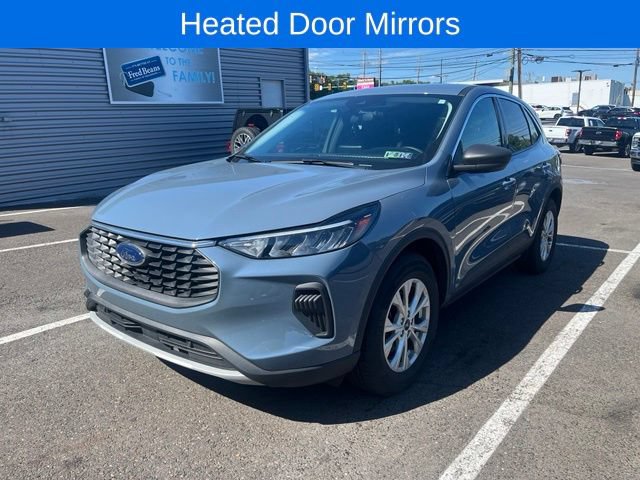 Certified 2023 Ford Escape Active AWD/4WD image 2