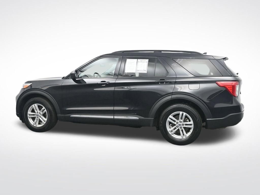 Certified 2024 Ford Explorer XLT w/ Equipment Group 202A image 10