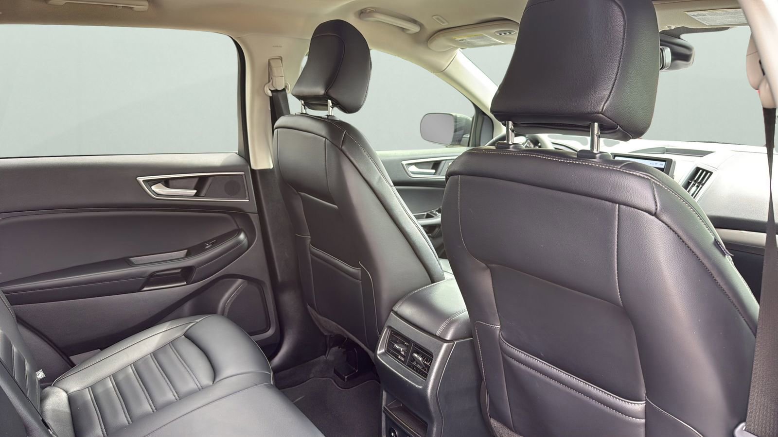 Certified 2024 Ford Edge SEL w/ Convenience Package AWD/4WD image 28