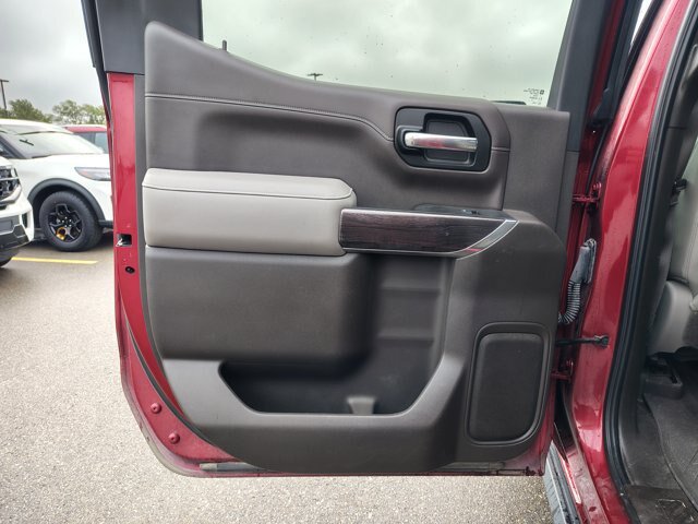 Used 2019 Chevrolet Silverado 1500 LTZ w/ LTZ Premium Package AWD/4WD image 12
