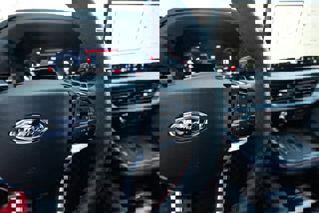 Certified 2025 Ford Explorer ST image 19