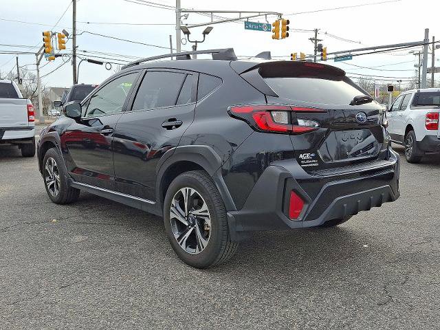 Used 2024 Subaru Crosstrek 2.0i Premium image 4