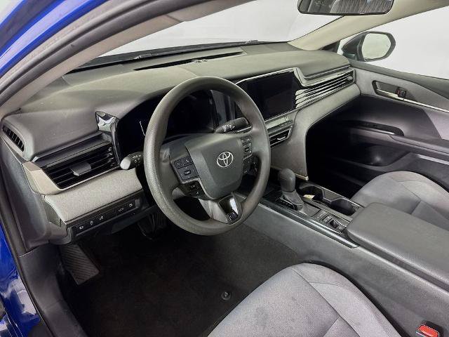 Used 2025 Toyota Camry LE AWD/4WD image 9