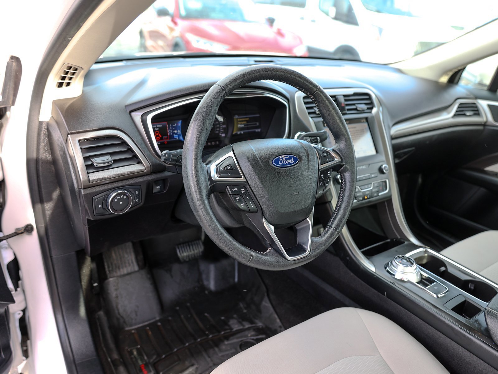 Certified 2019 Ford Fusion SE w/ Equipment Group 151A image 15