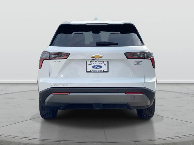 Used 2026 Chevrolet Equinox LT FWD image 31