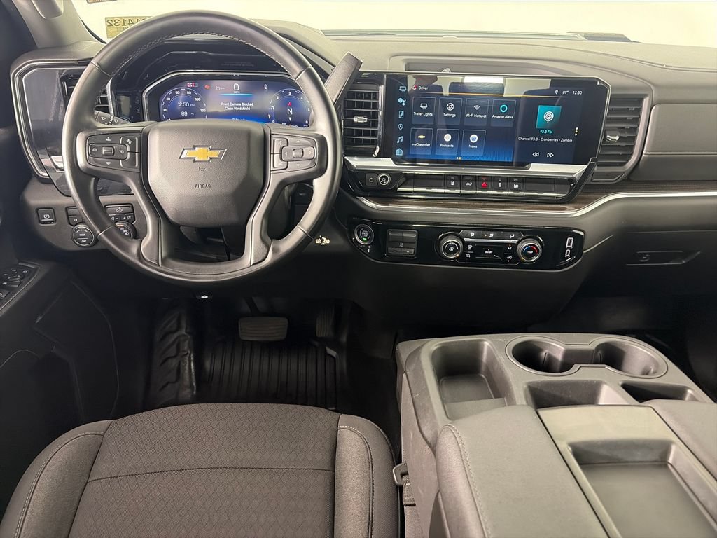 Used 2024 Chevrolet Silverado 3500 LT AWD/4WD image 14
