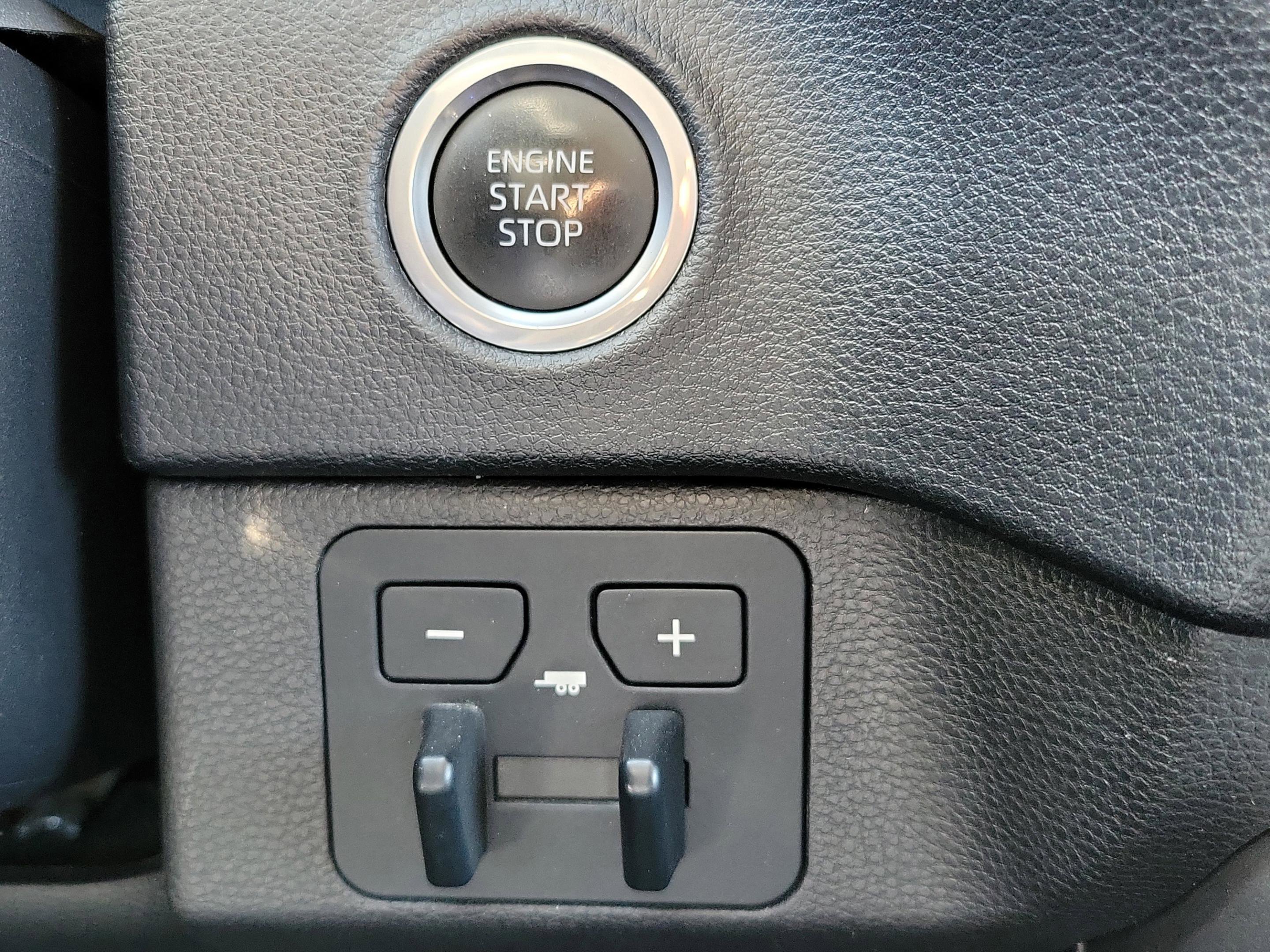 Used 2024 Toyota Tundra SR5 AWD/4WD image 20