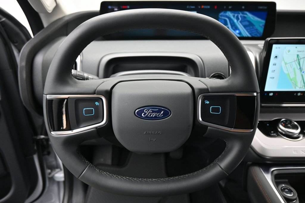 Certified 2025 Ford Expedition Max Active RWD image 12