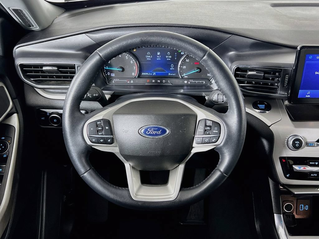 Certified 2023 Ford Explorer XLT w/ Equipment Group 202A AWD/4WD image 12