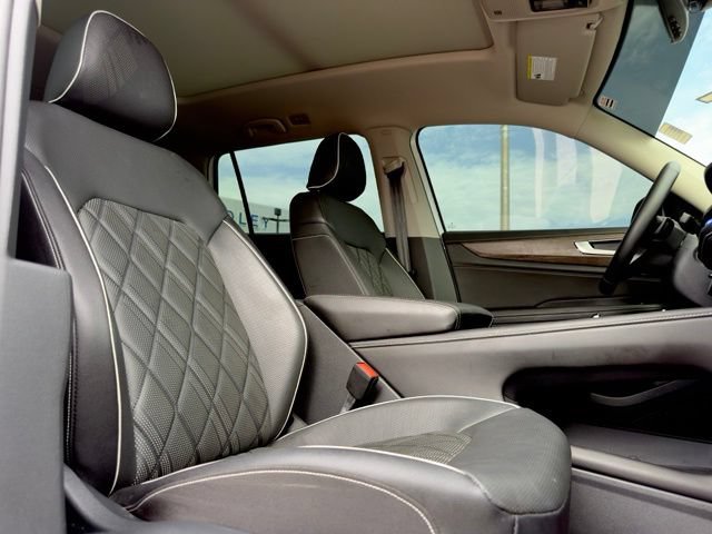 Used 2026 Volkswagen Atlas SEL Premium R-Line AWD/4WD image 19