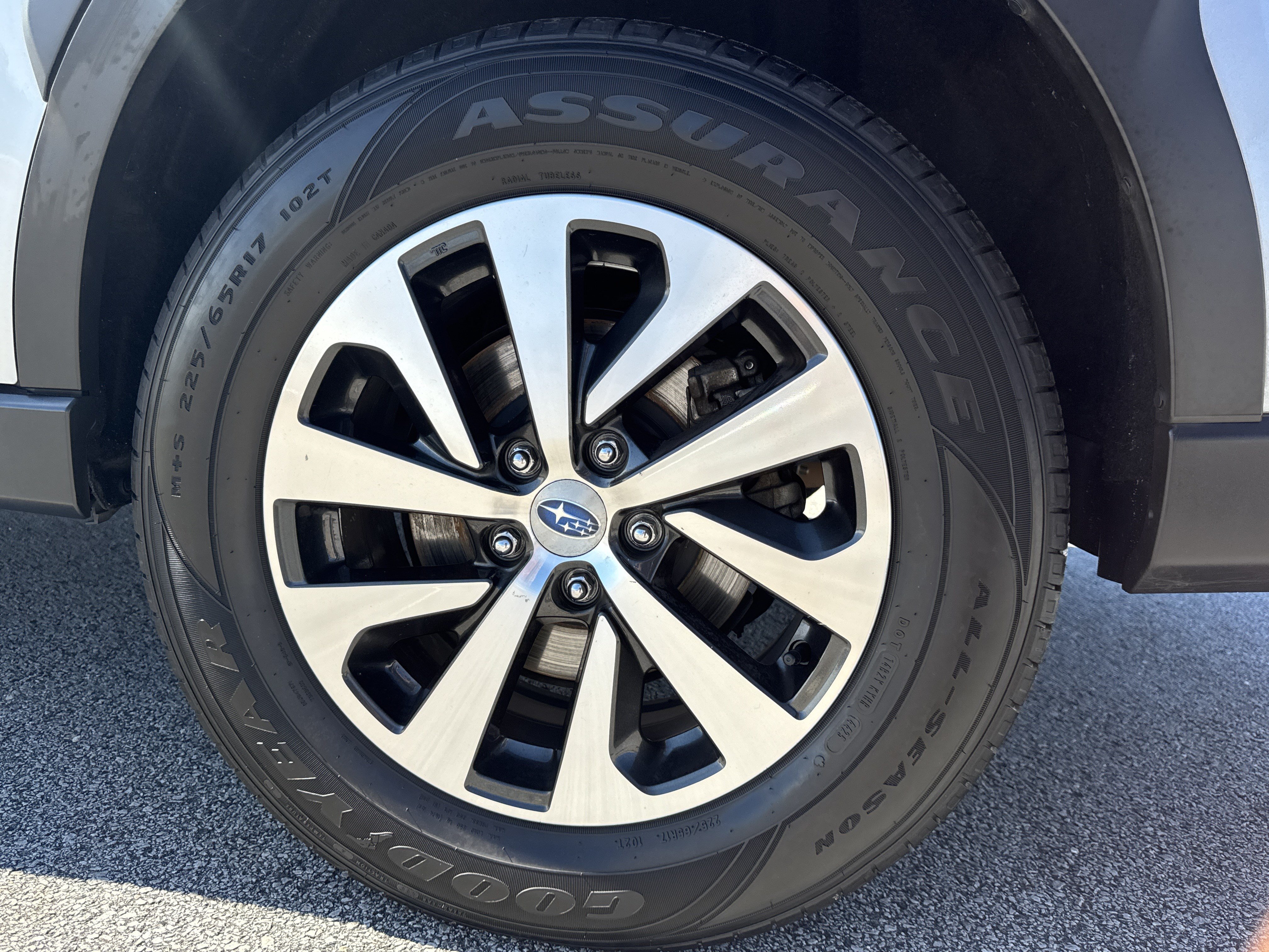 Used 2023 Subaru Outback Premium AWD/4WD image 21