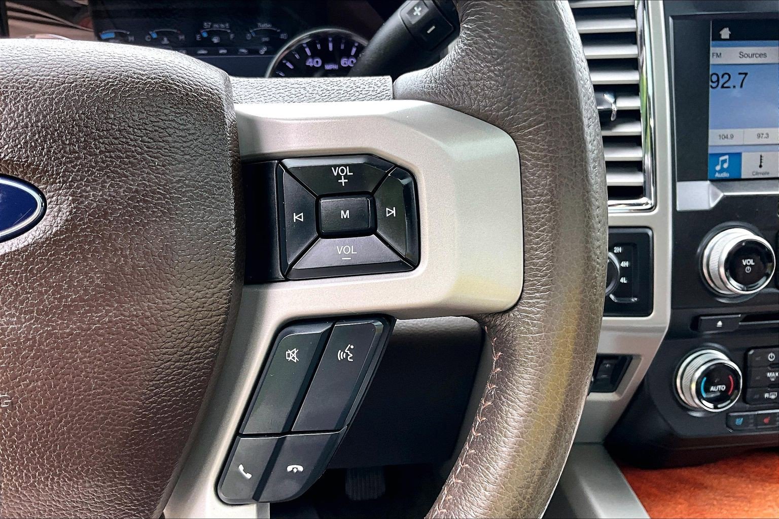 Certified 2018 Ford F250 King Ranch w/ King Ranch Ultimate Package AWD/4WD image 19