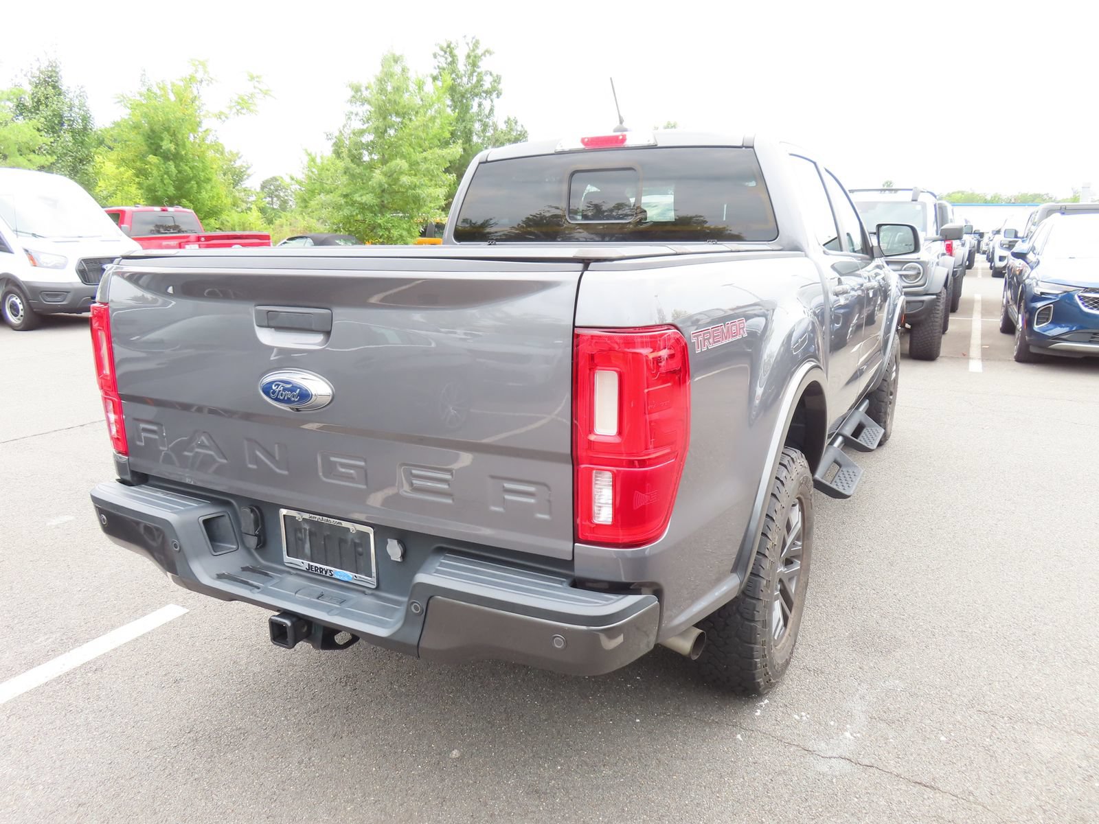 Certified 2022 Ford Ranger Lariat w/ Tremor Off-Road Package AWD/4WD image 5