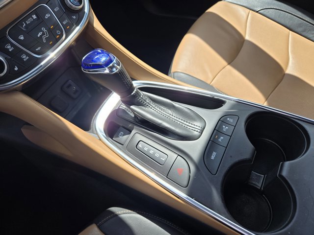 Used 2018 Chevrolet Volt Premier w/ Driver Confidence Package image 17