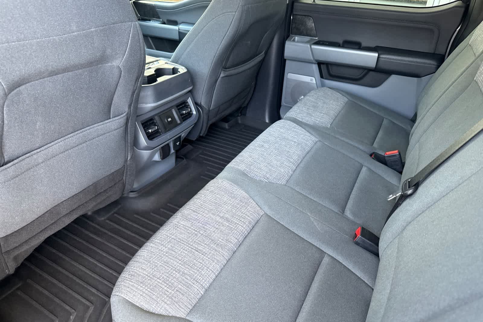 Certified 2024 Ford F250 XLT w/ XLT Premium Package AWD/4WD image 13
