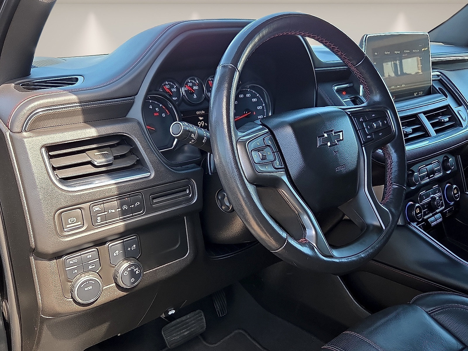 Used 2021 Chevrolet Tahoe RST w/ Luxury Package AWD/4WD image 14