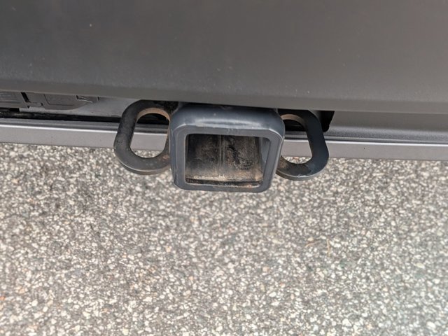 Certified 2022 Ford Explorer XLT w/ Equipment Group 202A image 35