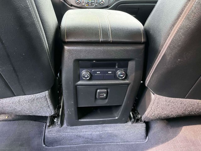 Used 2020 Chevrolet Traverse LS FWD image 16
